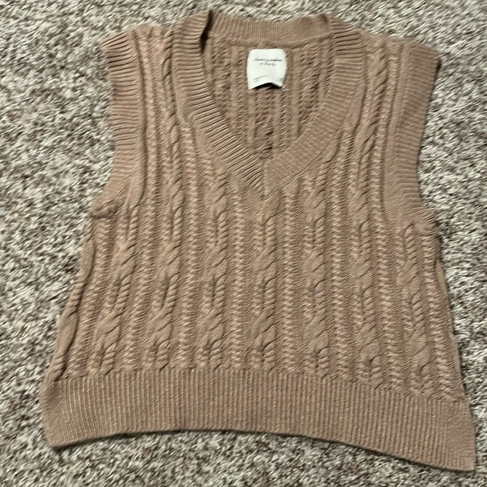 Khaki Abercrombie and fitch vest